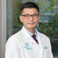 MSK radiation oncologist Jonathan Yang